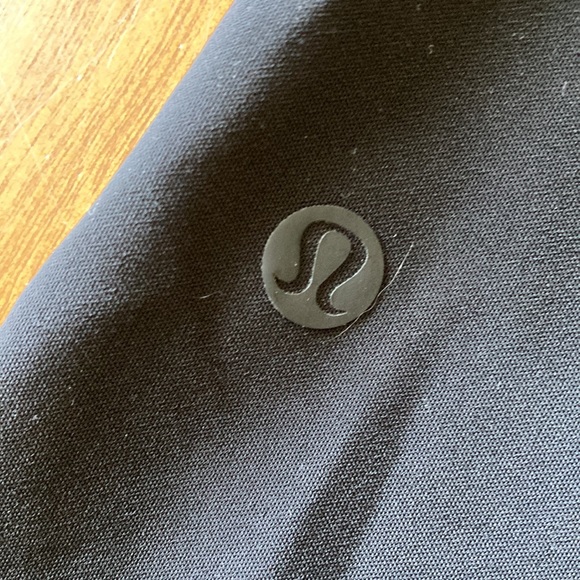 Lululemon skirt - Picture 6 of 8